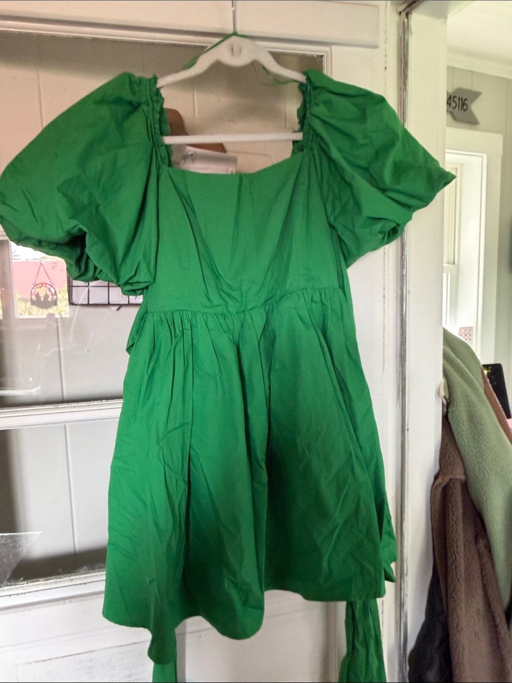 Puff sleeve dress large